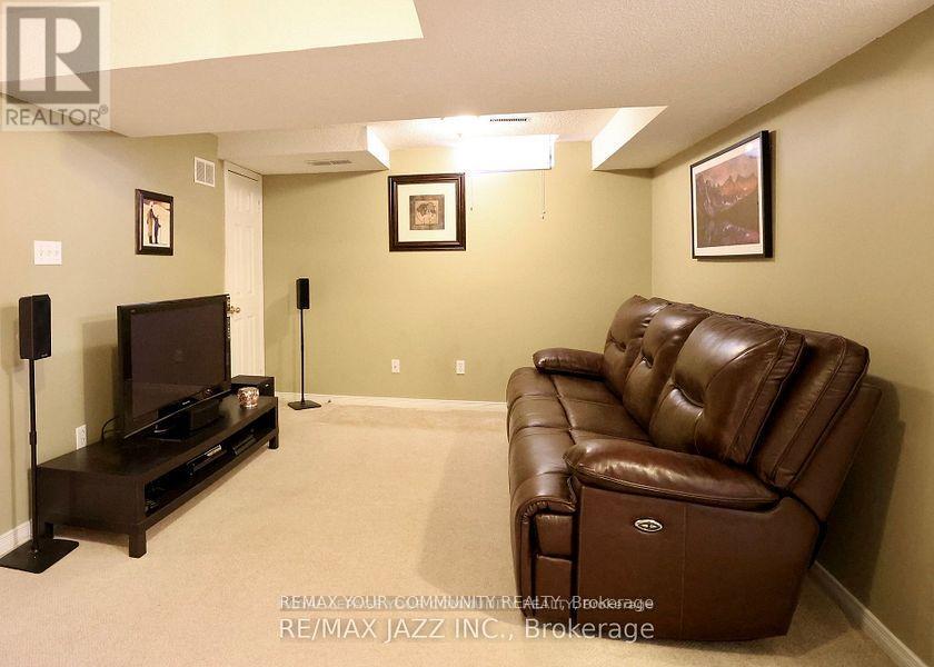 65 Dakin Drive S, Ajax, Ontario  L1T 2S5 - Photo 2 - E13476702