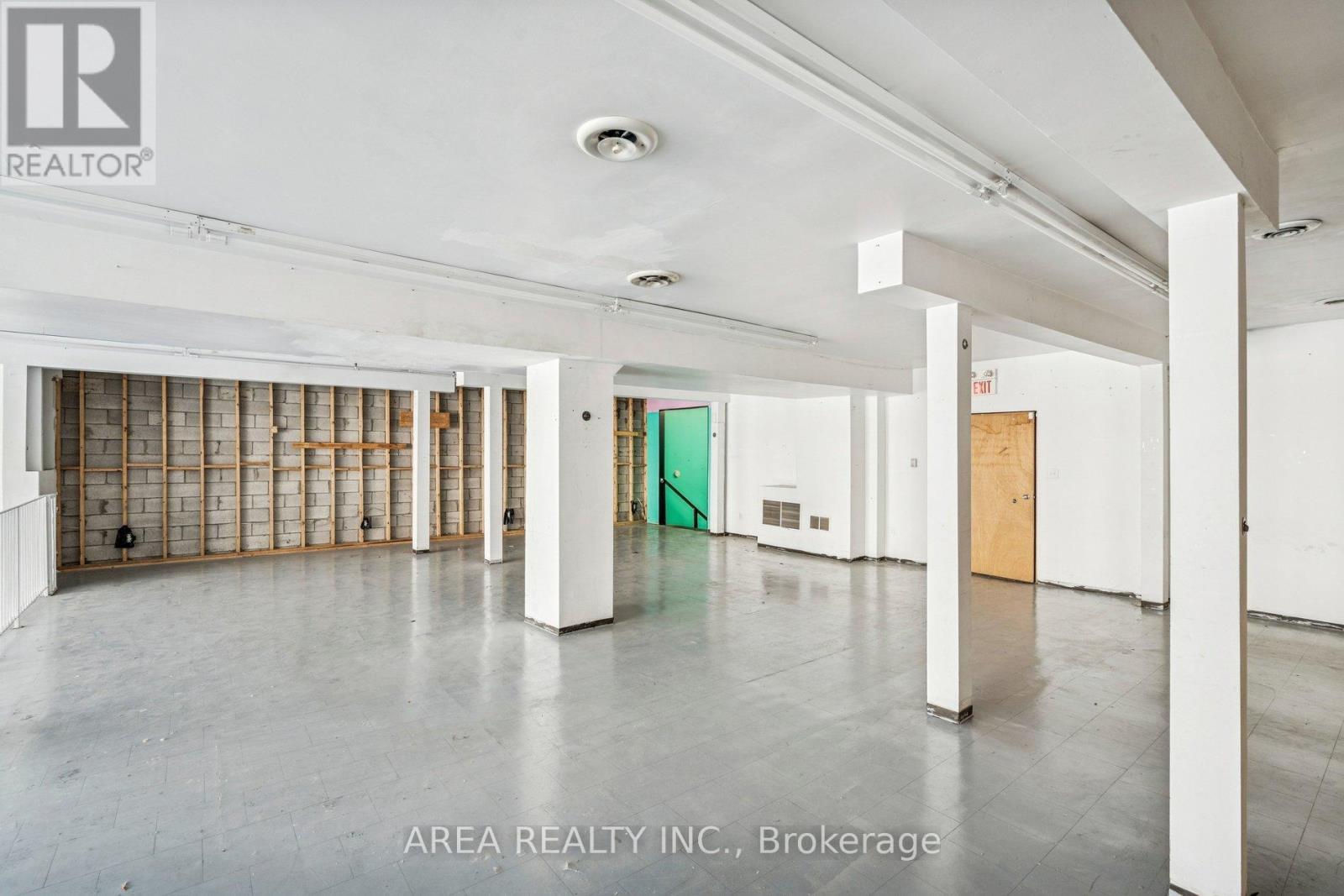 839-841 Gerrard Street E, Toronto, Ontario  M4M 1Y8 - Photo 9 - E13476762