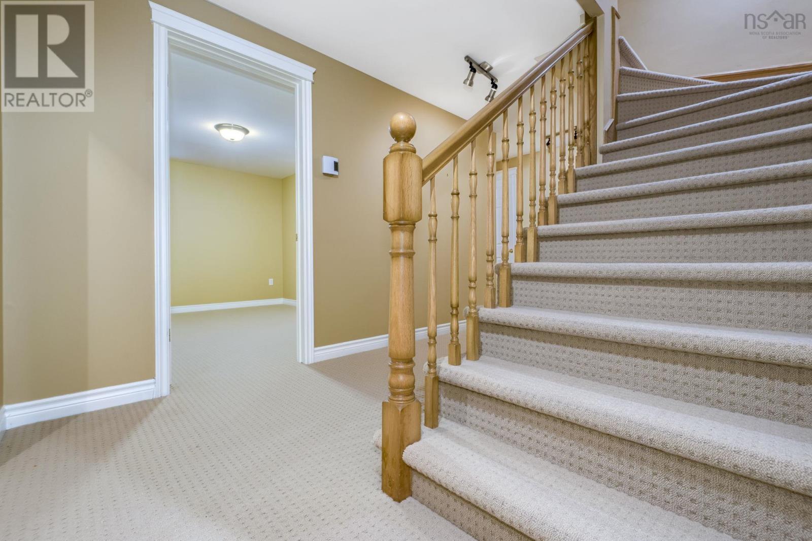 3 Louise Court, Dartmouth, Nova Scotia  B3A 2M4 - Photo 37 - 202614229