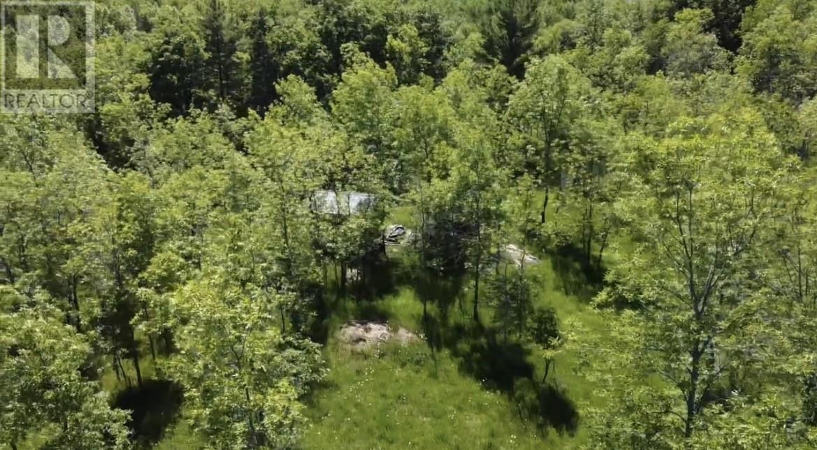 33 Carter Crescent, Kagawong, Ontario P0P 1J0 - Photo 1 - 2128712
