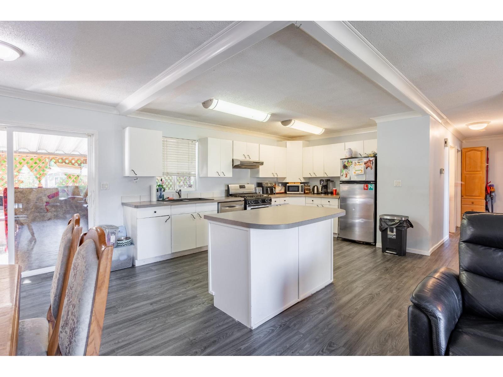 27582 31b Avenue, Langley, British Columbia  V4W 3L3 - Photo 5 - R3138745