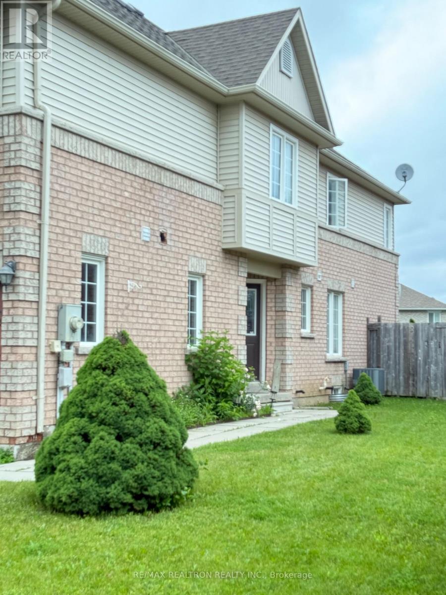1368 Forest Street, Innisfil, Ontario  L9S 4Y4 - Photo 1 - N13475822