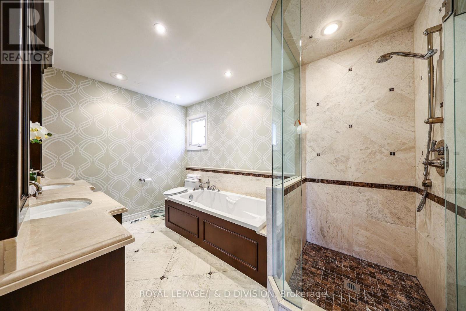 20 Carnegie Crescent, Markham, Ontario  L3T 5H1 - Photo 29 - N13476068