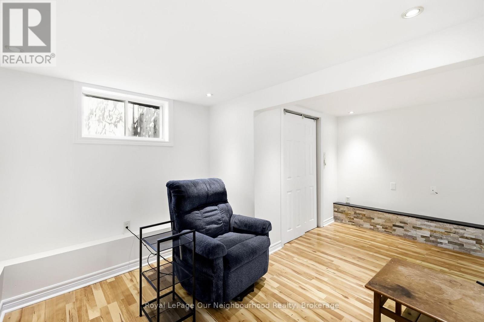 329 Perry Street, Whitby, Ontario  L1N 4C2 - Photo 32 - E13476578