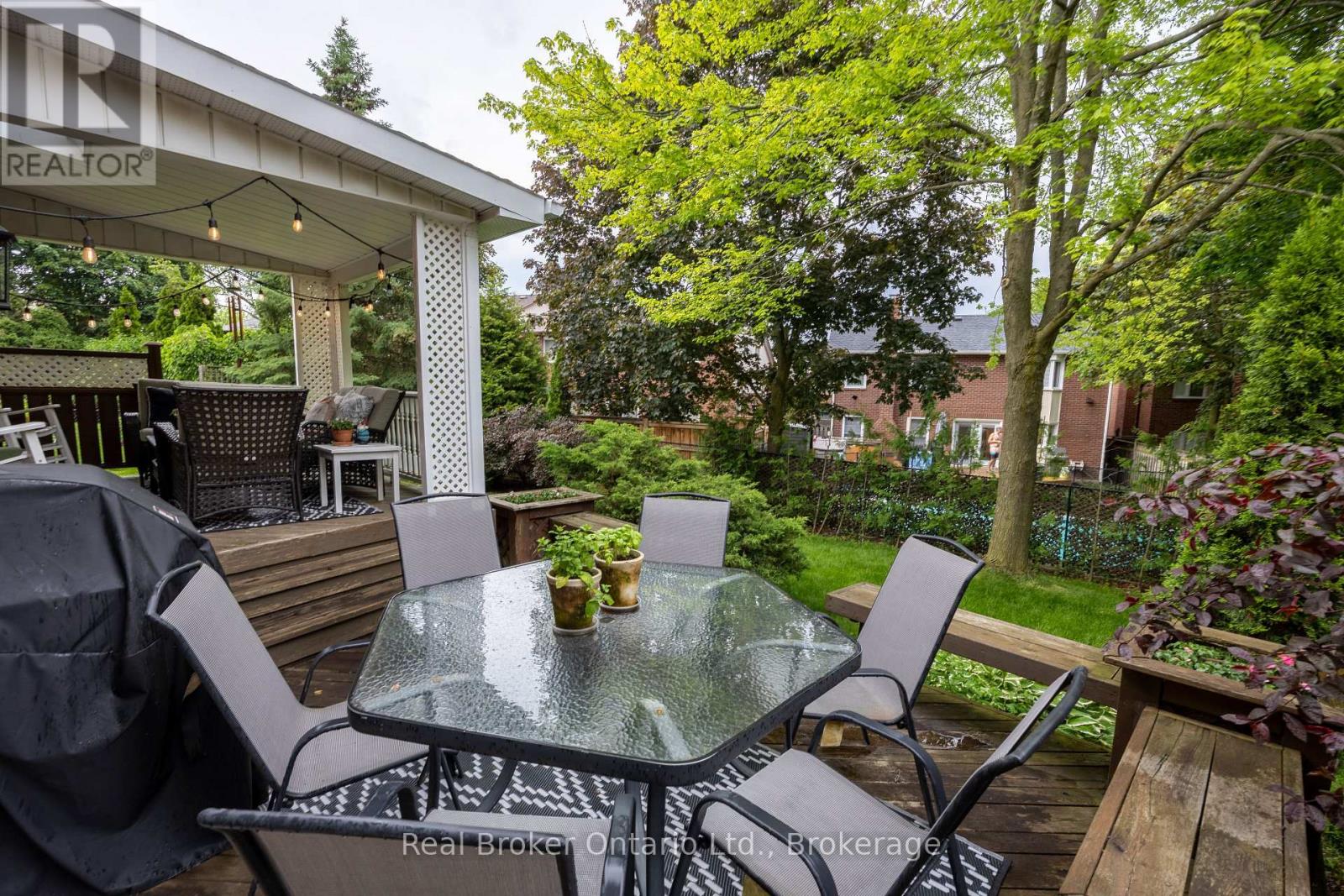 2015 Blairwood Court, Pickering, Ontario  L1X 2S3 - Photo 34 - E13476594