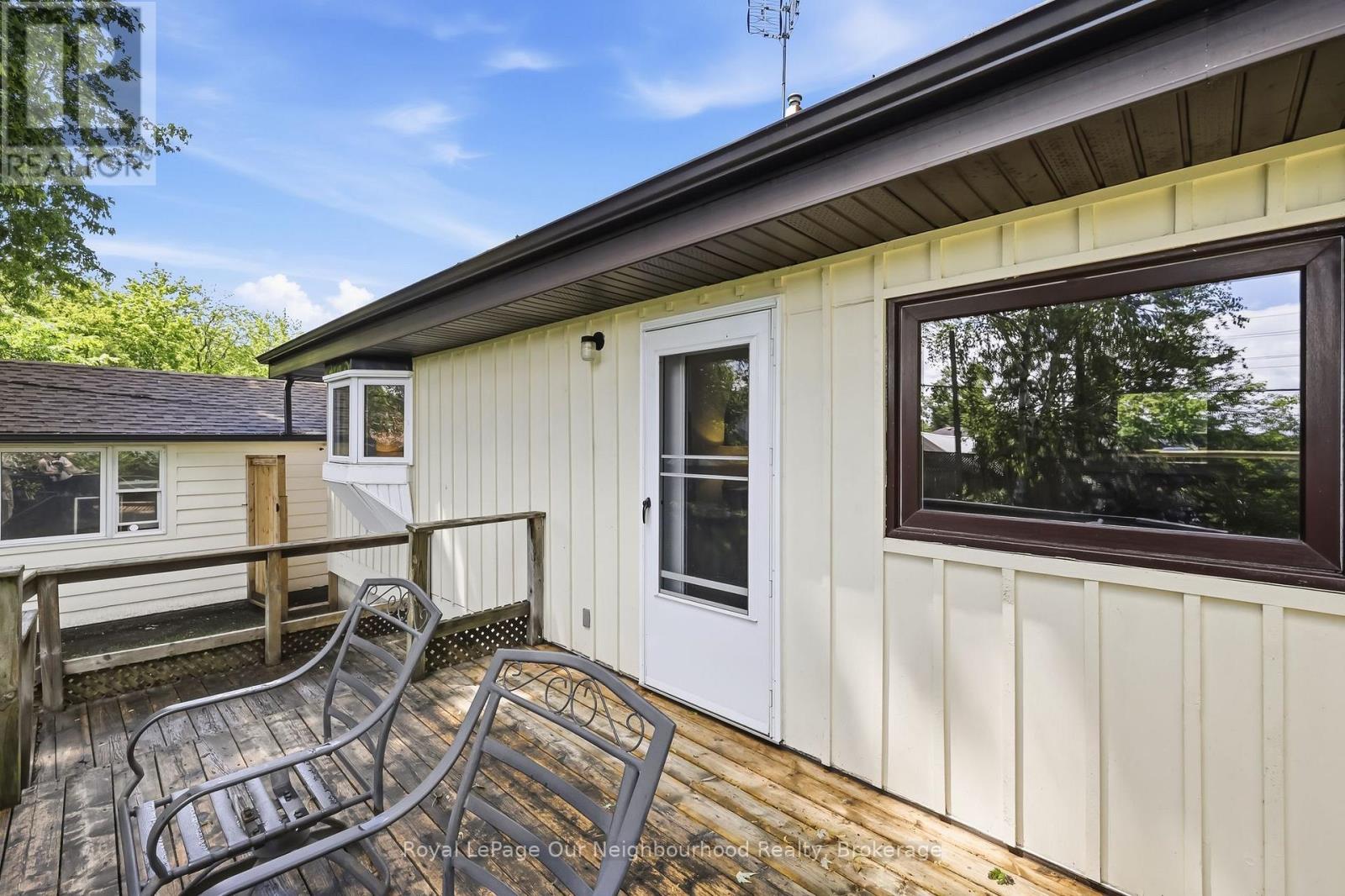 329 Perry Street, Whitby, Ontario  L1N 4C2 - Photo 43 - E13476578