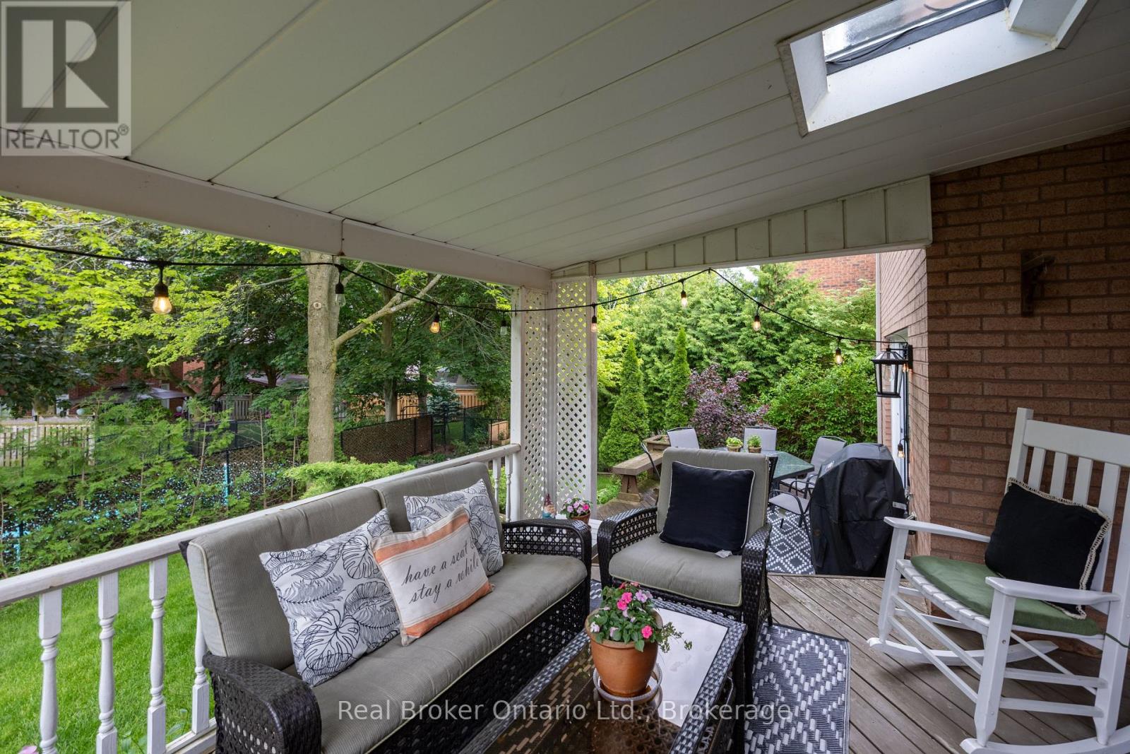 2015 Blairwood Court, Pickering, Ontario  L1X 2S3 - Photo 33 - E13476594
