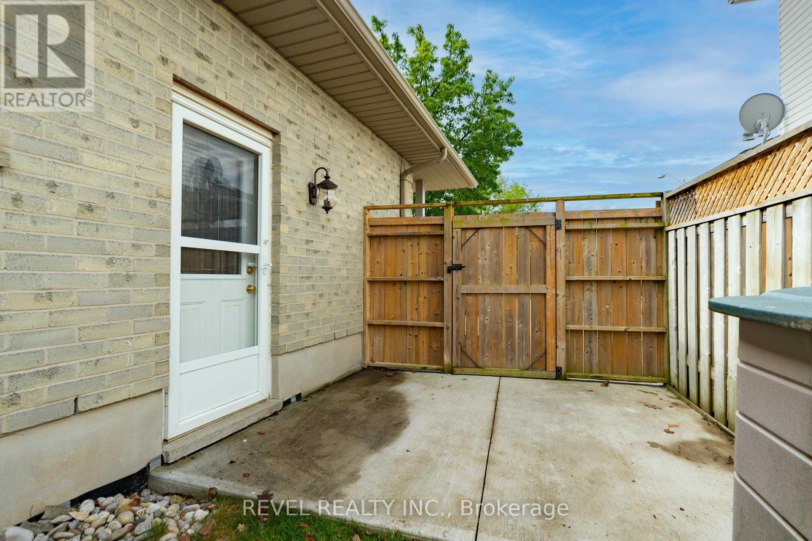 25 Rodney Crescent, St. Thomas, Ontario  N5R 6E1 - Photo 10 - X13475078