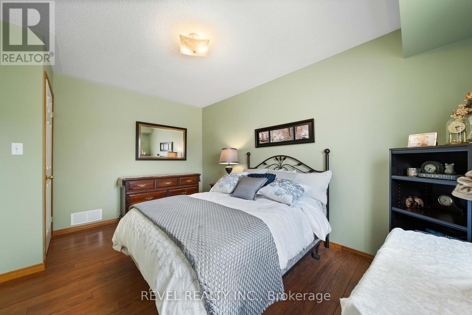 25 Rodney Crescent, St. Thomas, Ontario  N5R 6E1 - Photo 33 - X13475078