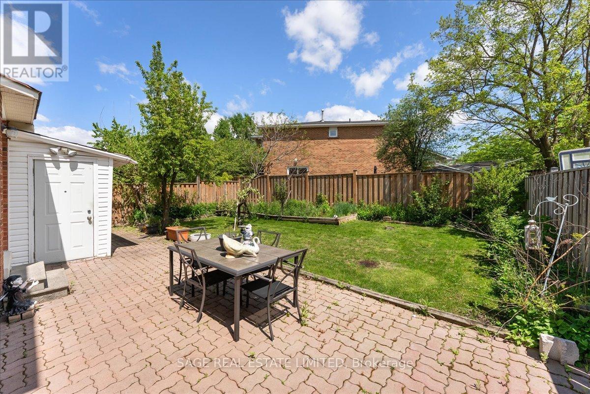 116 Butterfield Crescent, Vaughan, Ontario  L6A 1J3 - Photo 41 - N13476202