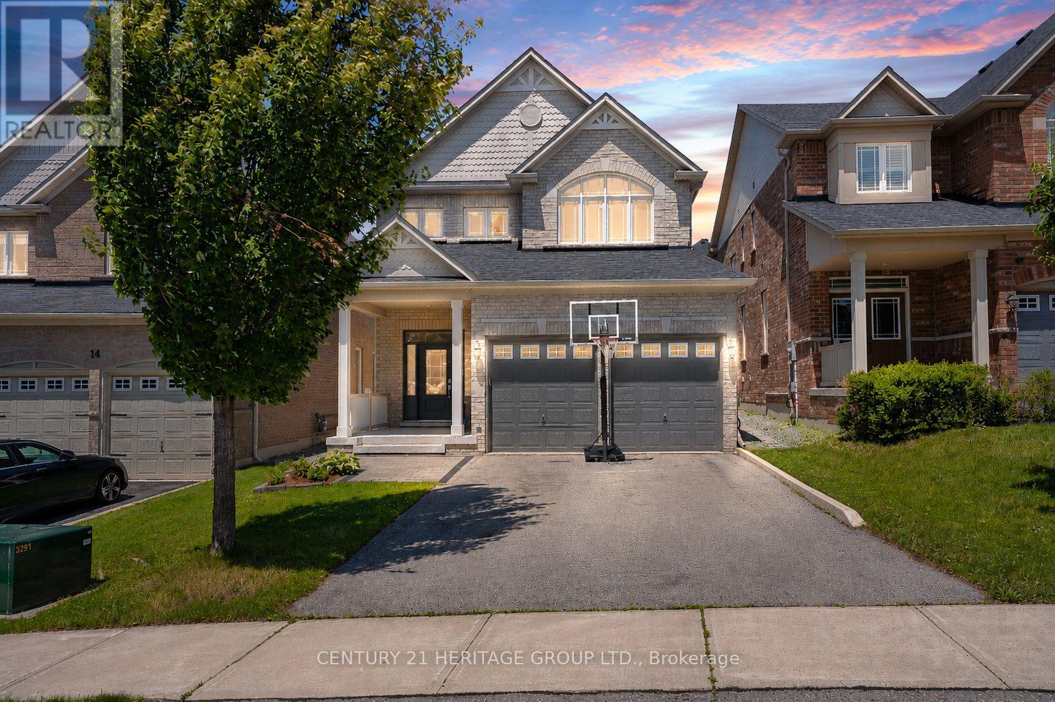 16 HARVEST HILLS BOULEVARD, East Gwillimbury, Ontario