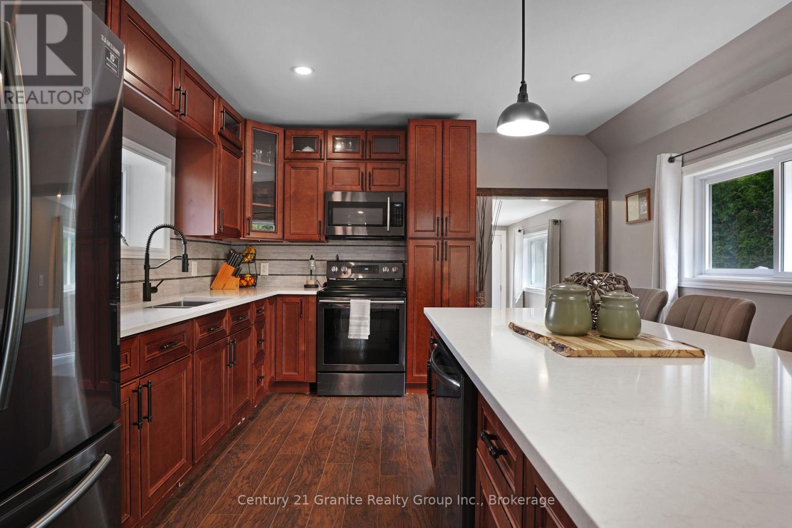 25 Post Street, South Algonquin, Ontario  K0J 2M0 - Photo 12 - X13475108