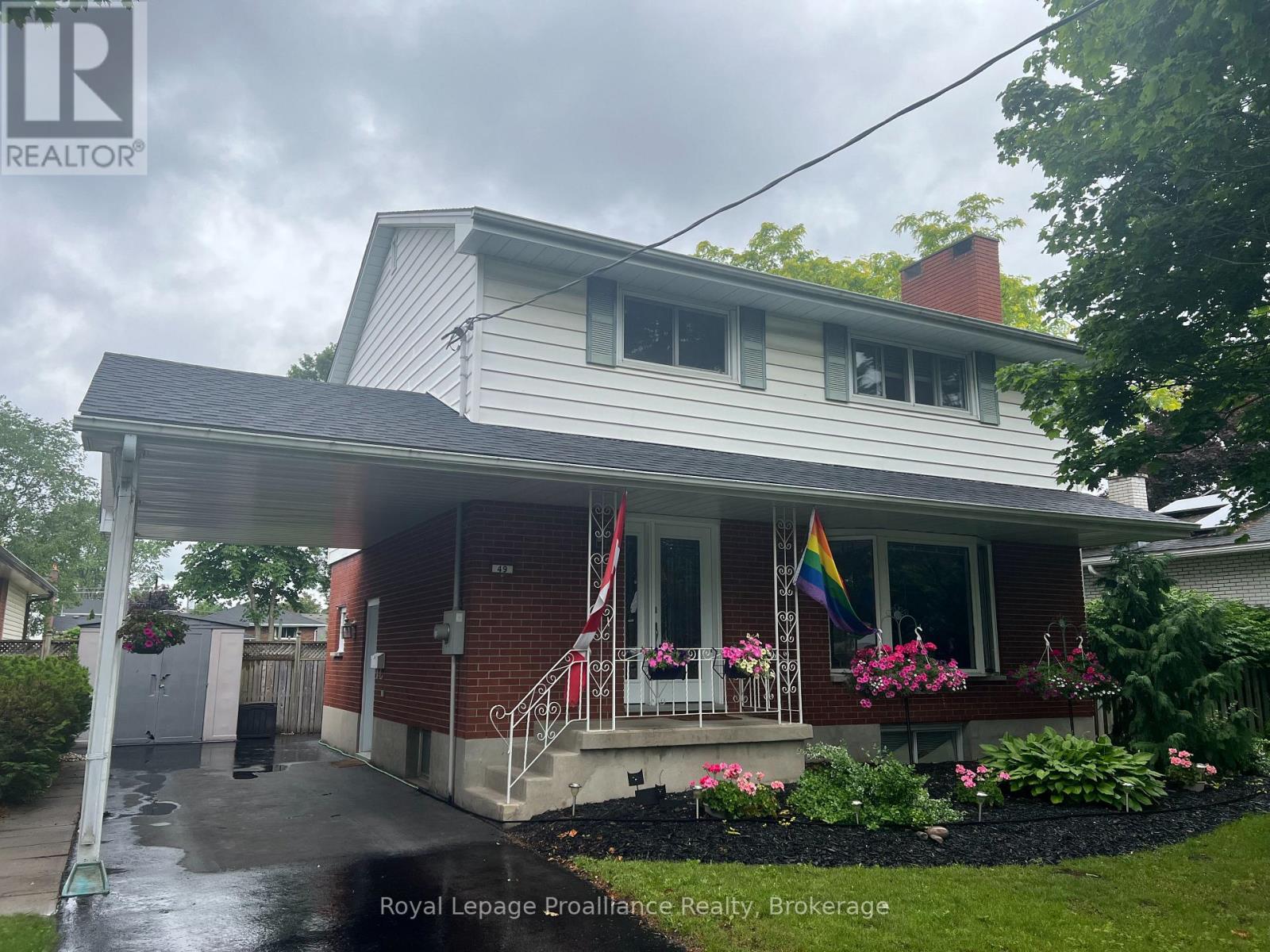 49 Plaza Square, Belleville, Ontario  K8N 4J2 - Photo 1 - X13474758