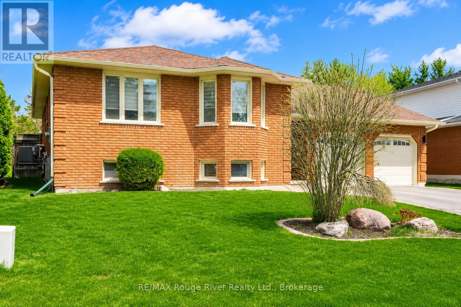 2993 Jennifer Drive, Peterborough, Ontario  K9L 1Y6 - Photo 3 - X13475482