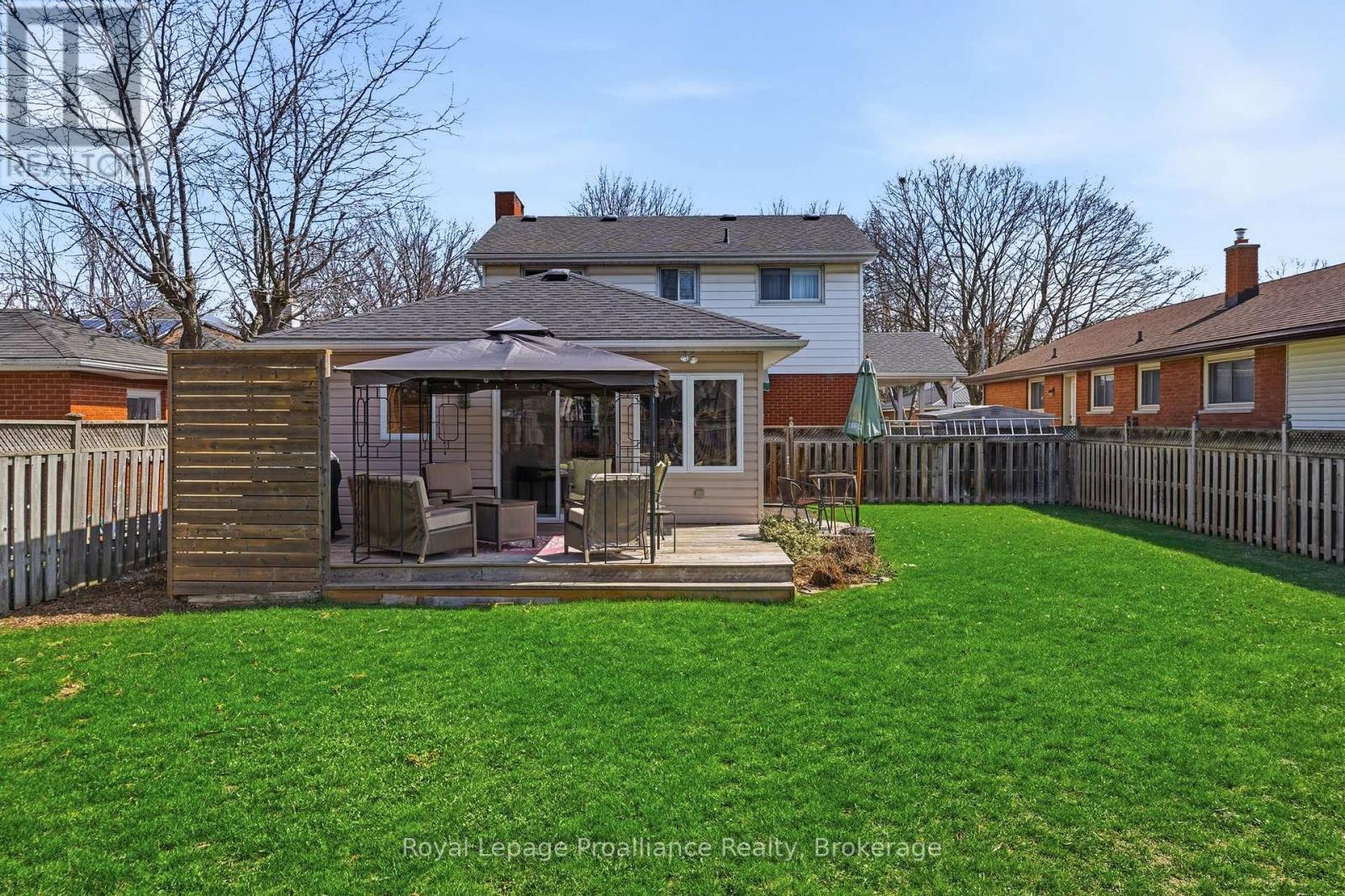 49 Plaza Square, Belleville, Ontario  K8N 4J2 - Photo 43 - X13474758