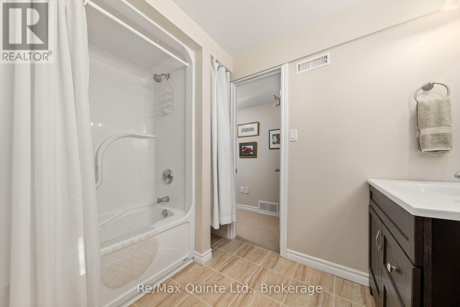 524 Island Road, Prince Edward County, Ontario  K0K 2T0 - Photo 32 - X13475500
