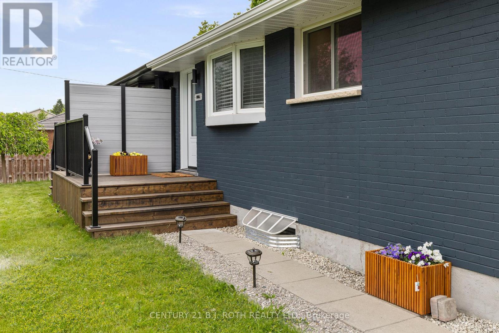 106 Malcolm Street, Essa (Angus), Ontario  L0M 1B0 - Photo 31 - N13476562