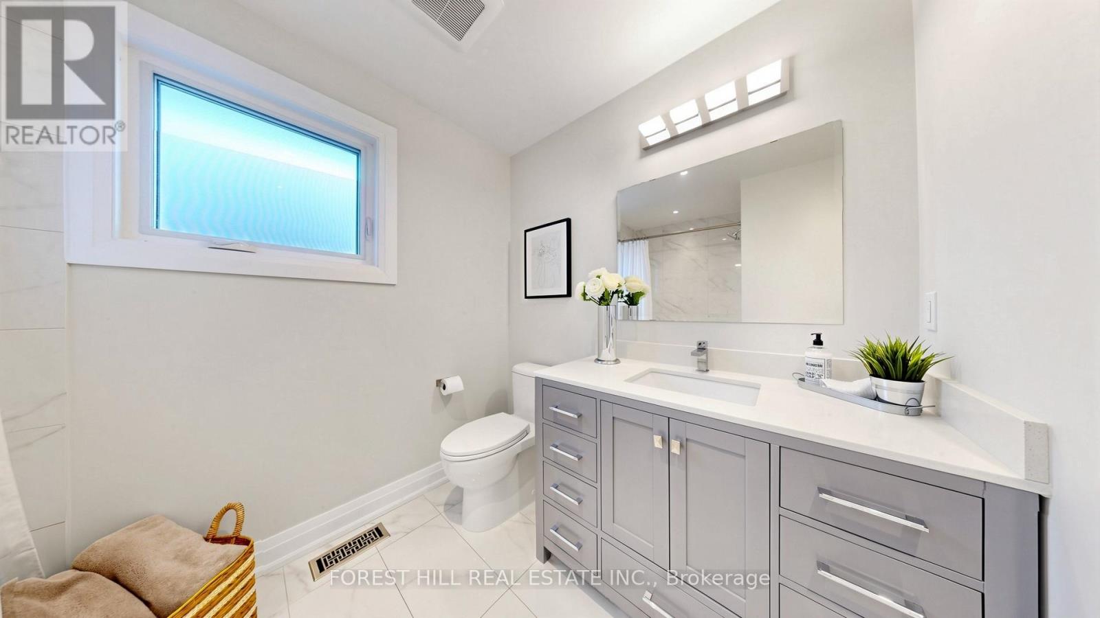 19 Romano Crescent, Vaughan, Ontario  L4L 7N2 - Photo 31 - N13476546