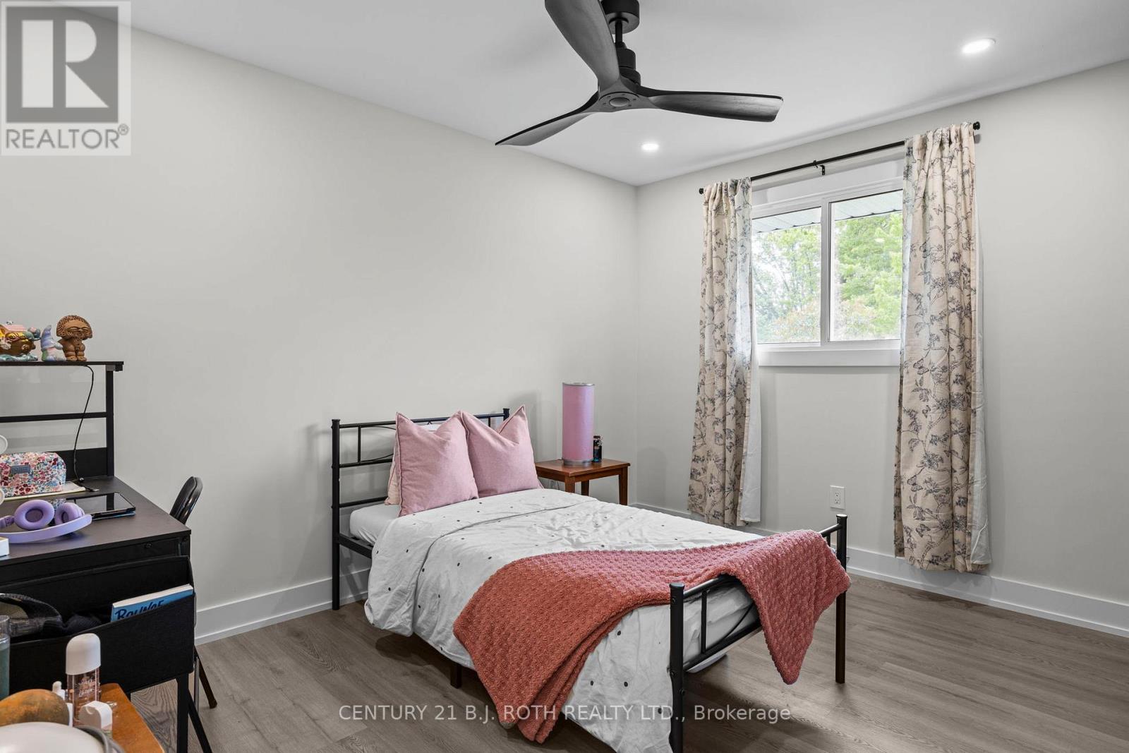 106 Malcolm Street, Essa (Angus), Ontario  L0M 1B0 - Photo 15 - N13476562
