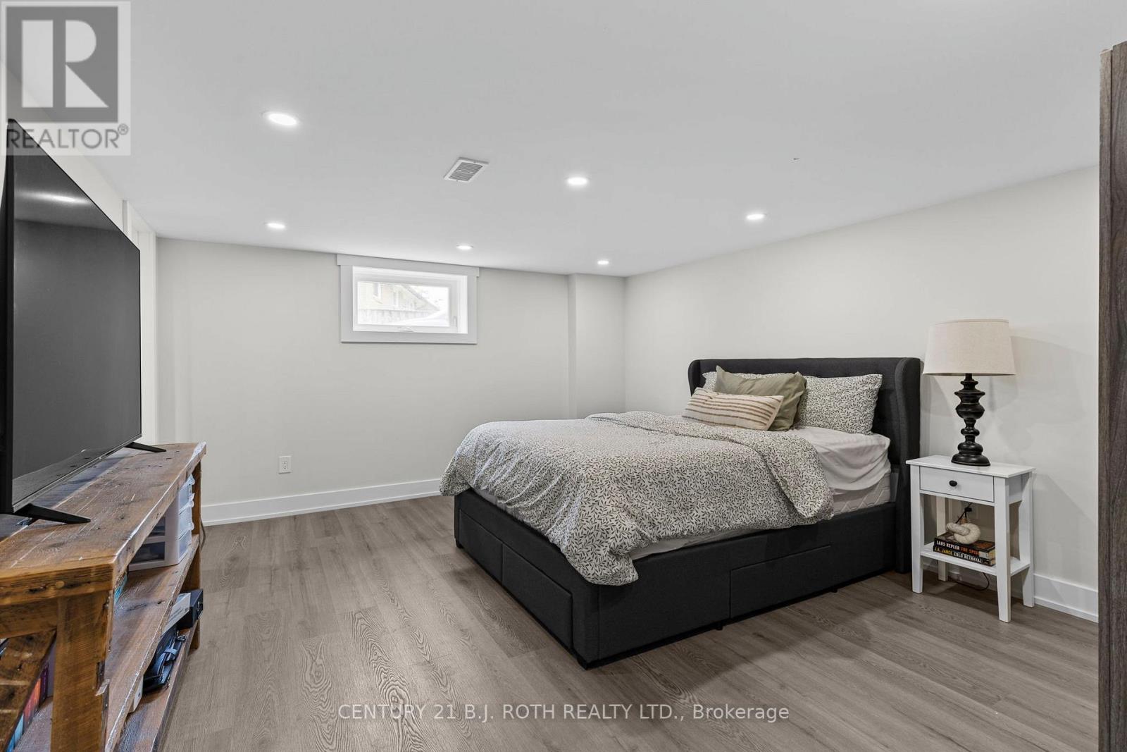 106 Malcolm Street, Essa (Angus), Ontario  L0M 1B0 - Photo 23 - N13476562