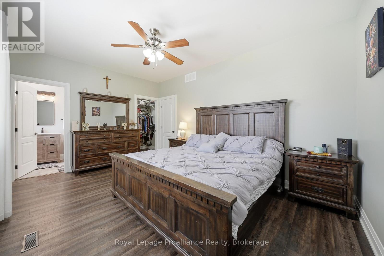 29 Hickory Grove, Belleville, Ontario  K8N 5X6 - Photo 24 - X13476008
