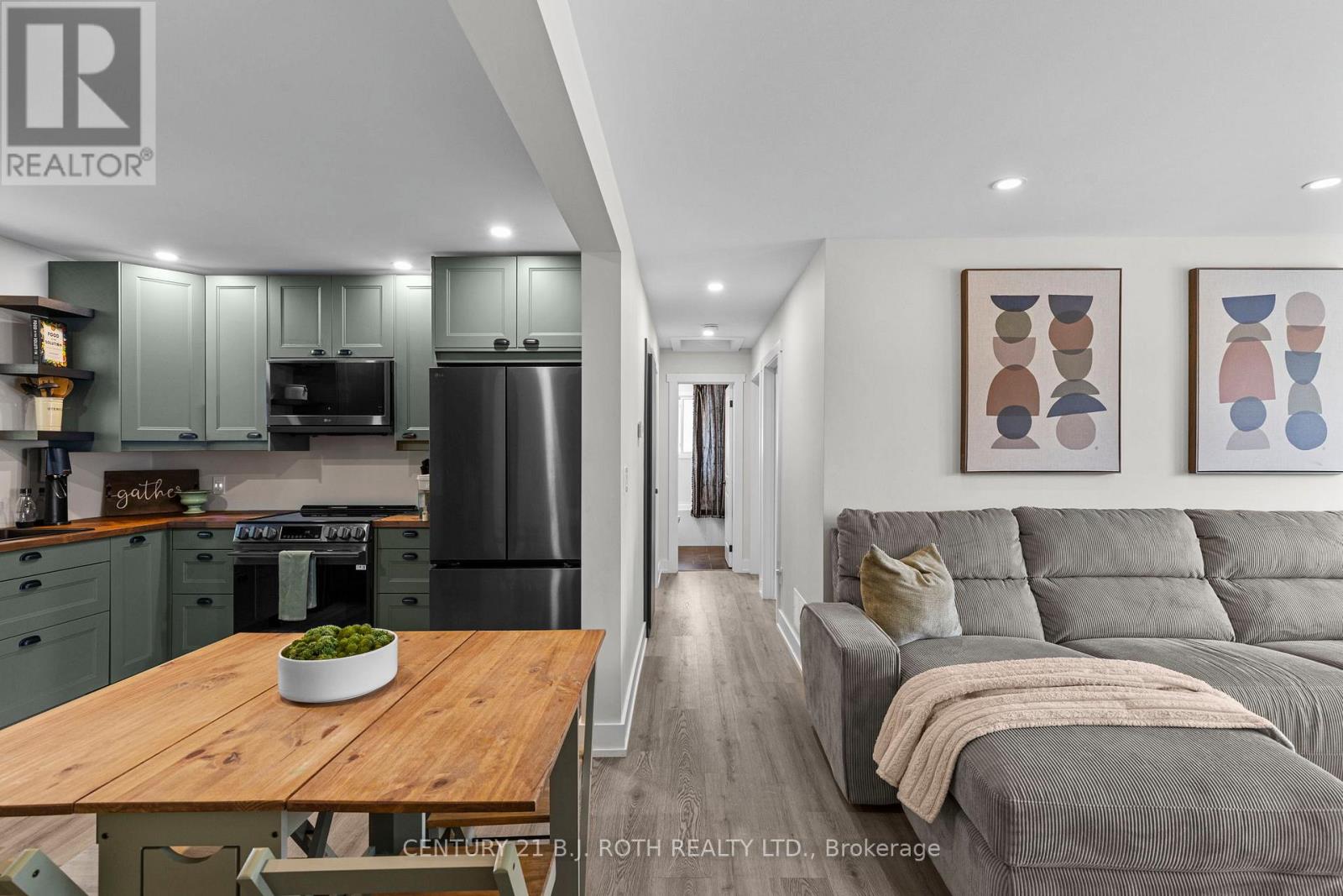 106 Malcolm Street, Essa (Angus), Ontario  L0M 1B0 - Photo 11 - N13476562