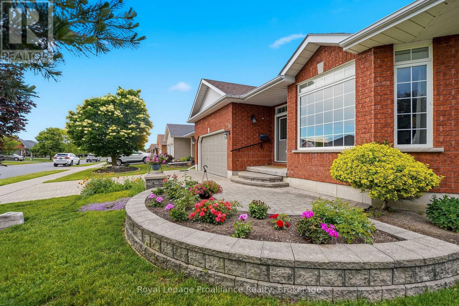 29 Hickory Grove, Belleville, Ontario  K8N 5X6 - Photo 46 - X13476008