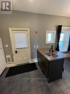 305 - 10 Patterson Street, Belleville, Ontario  K8N 1S9 - Photo 4 - X13476082