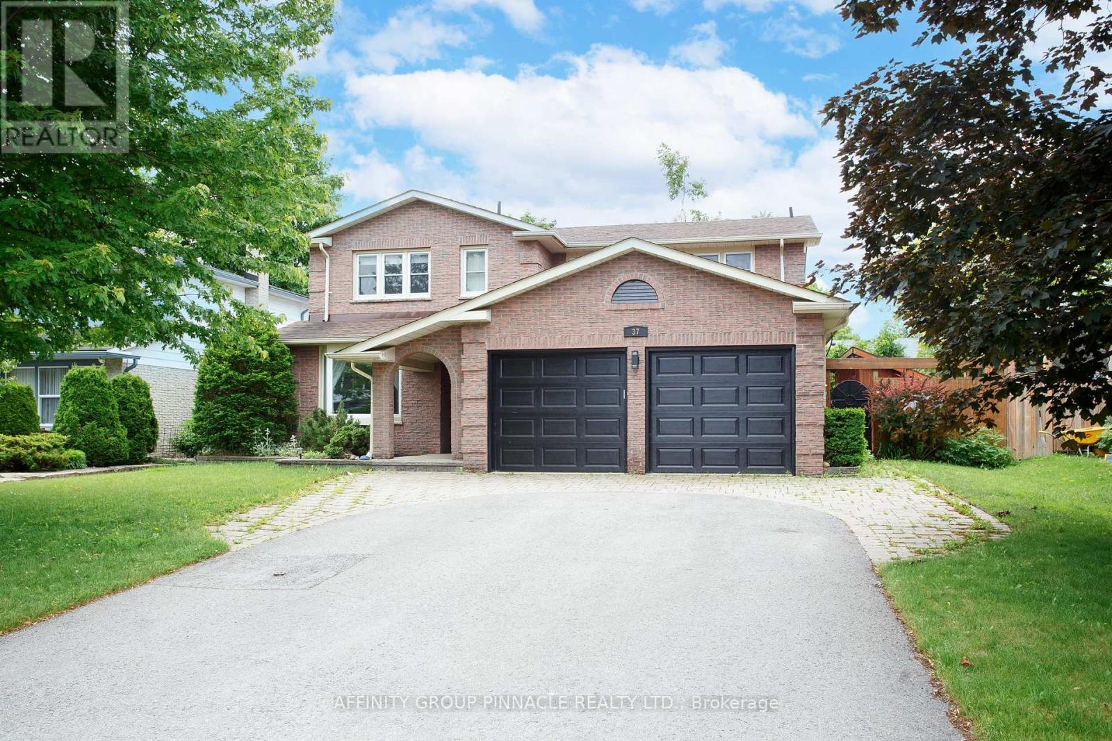 37 Parkway Avenue, Kawartha Lakes, Ontario  K9V 5J7 - Photo 3 - X13476276