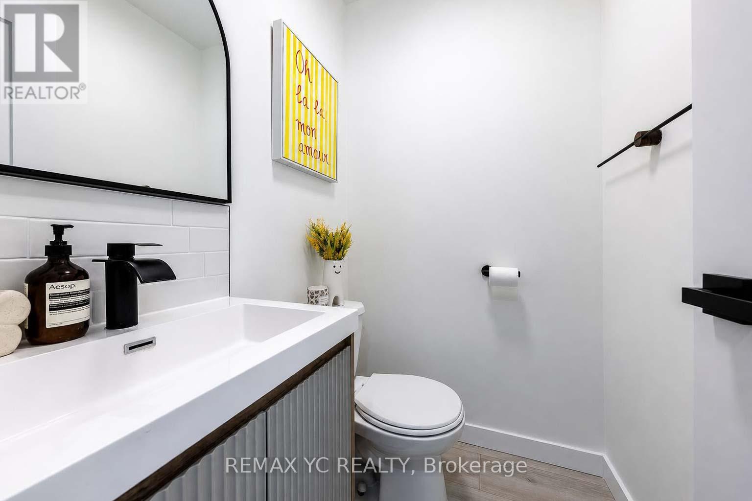 38 Pickett Crescent, Barrie, Ontario  L4N 8B8 - Photo 15 - S13475576