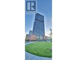 1607 - 5 QUARRINGTON LANE, Toronto, Ontario