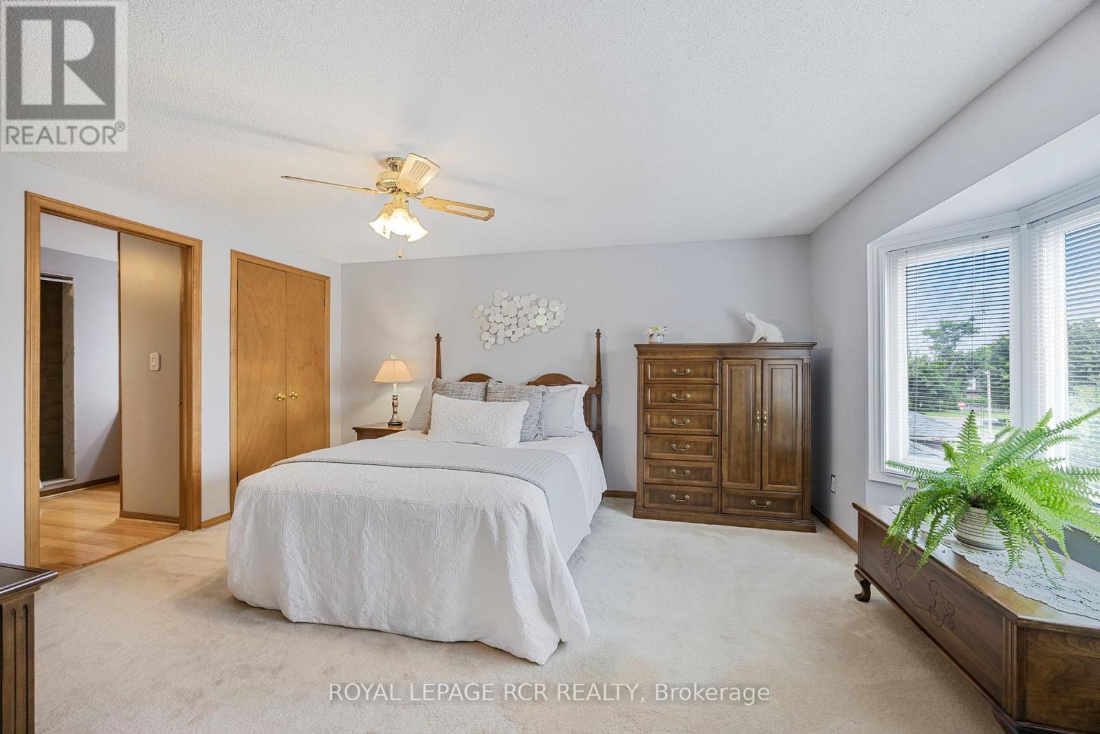 39 Passmore Avenue, Orangeville, Ontario L9W 4K4 - Photo 17 - W12880674