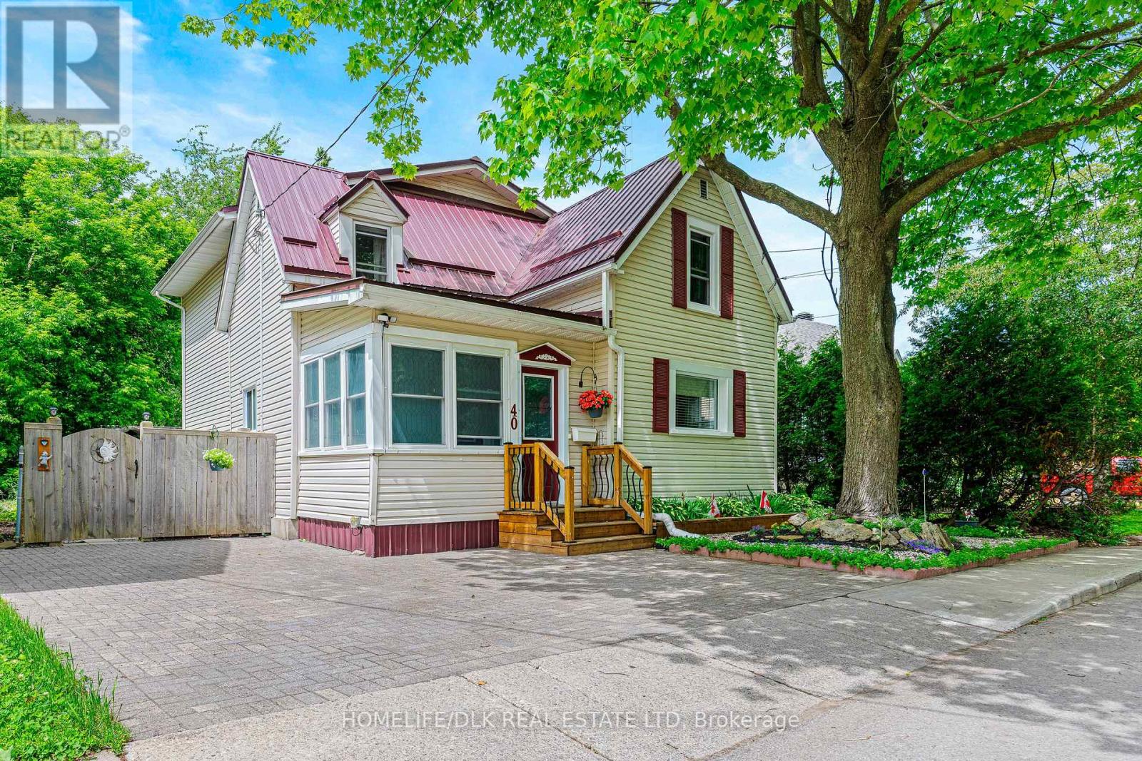 40 HARTLEY STREET, Brockville, Ontario