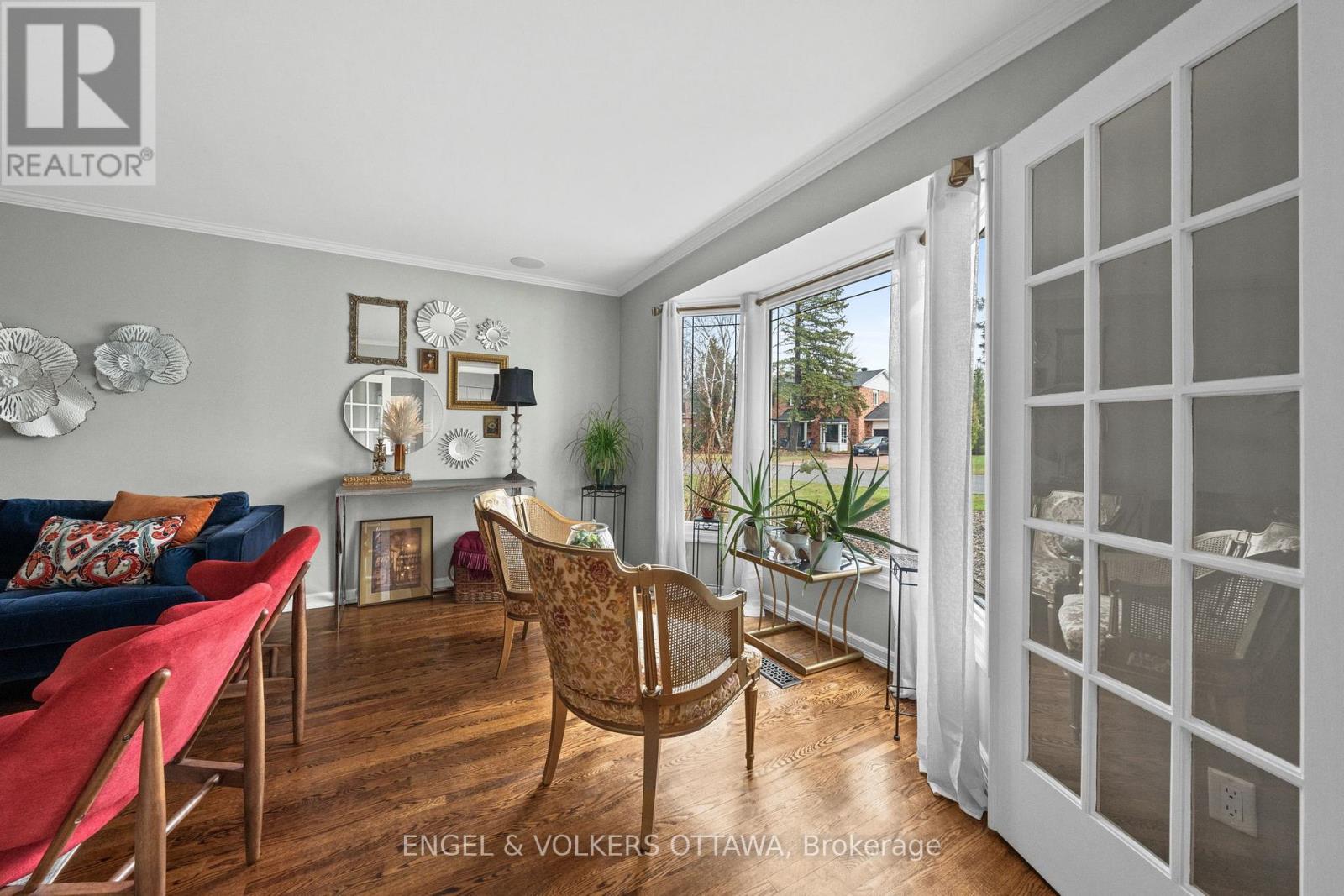 1 Erinlea Court, Ottawa, Ontario  K2E 7C8 - Photo 10 - X13034136