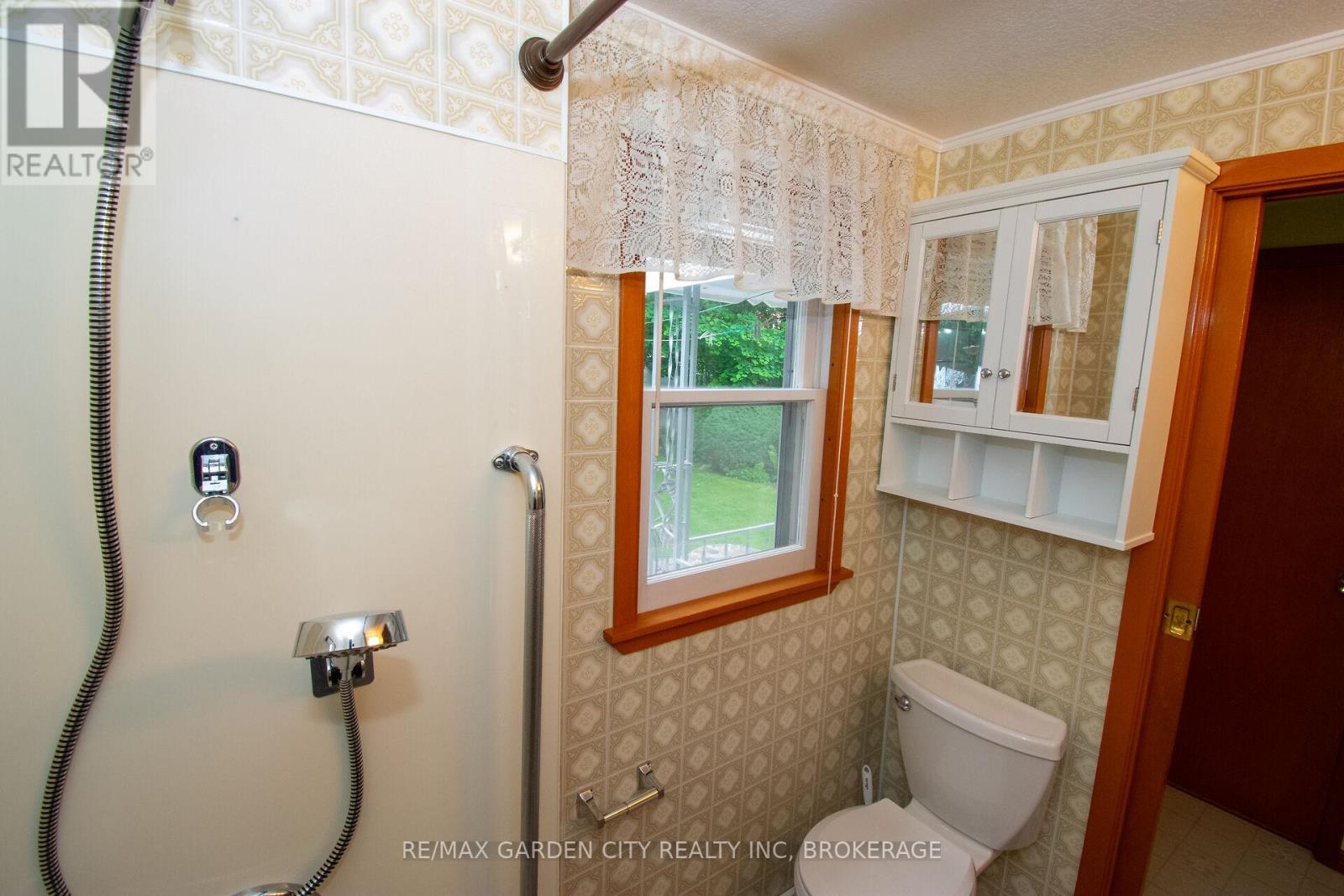 38 Mildred Avenue, St. Catharines, Ontario  L2R 6J1 - Photo 27 - X13475530