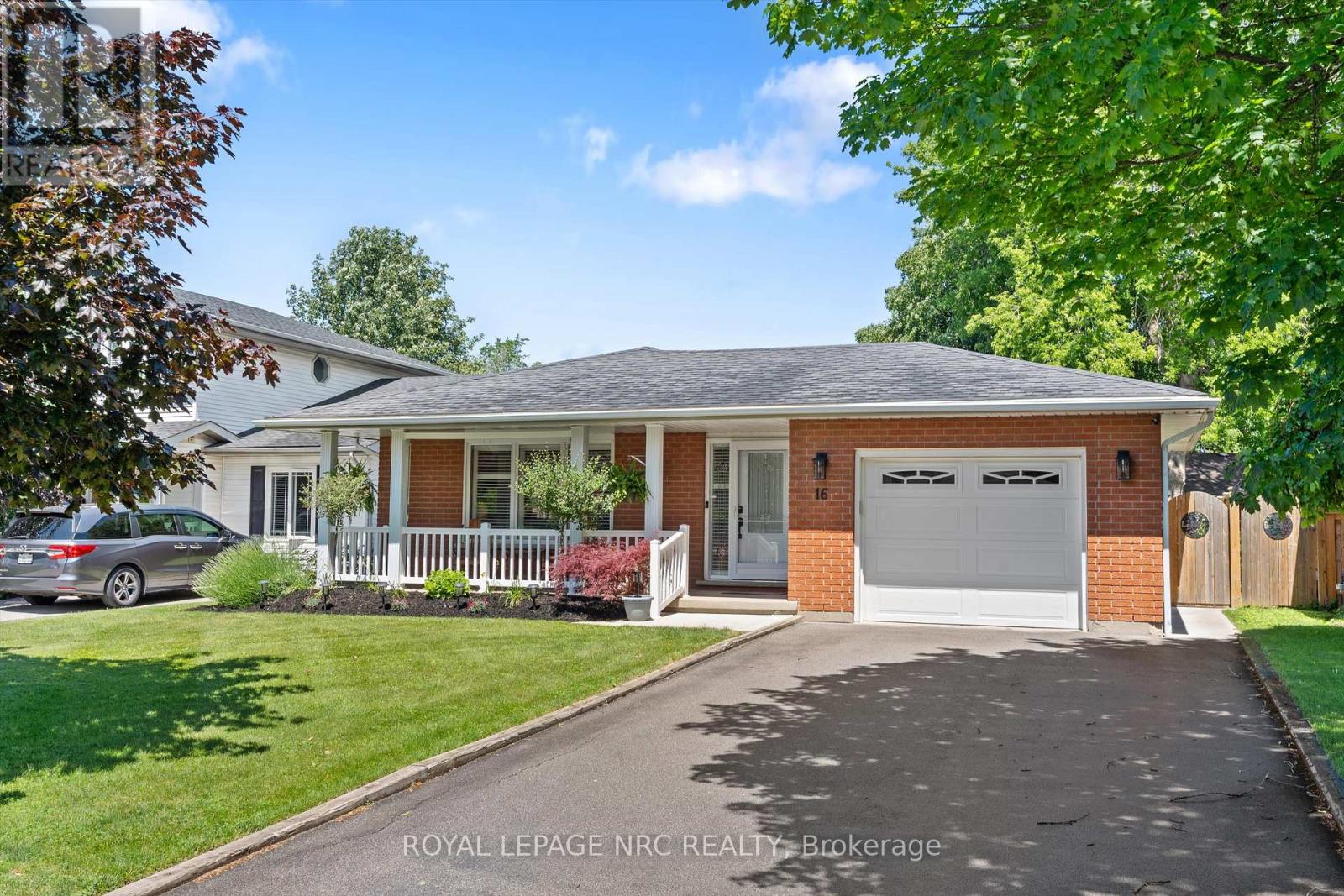 16 Bolger Drive, St. Catharines, Ontario  L2N 7L4 - Photo 3 - X13476368