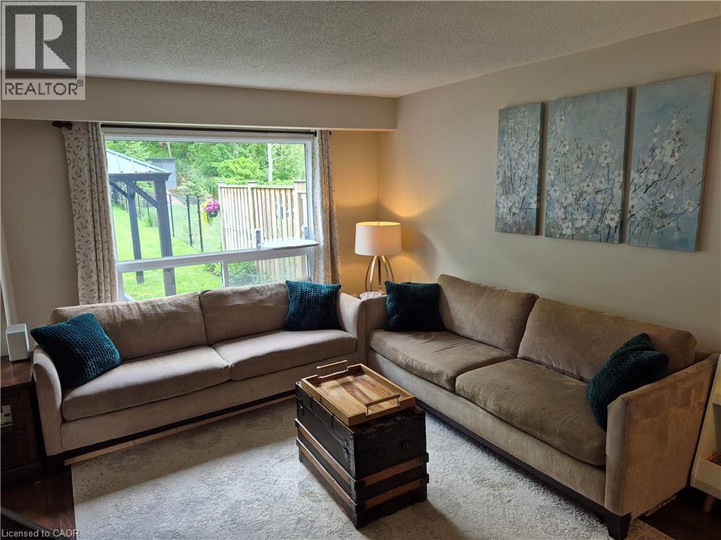 384 Pioneer Drive, Kitchener, Ontario  N2P 1K6 - Photo 6 - 40839814