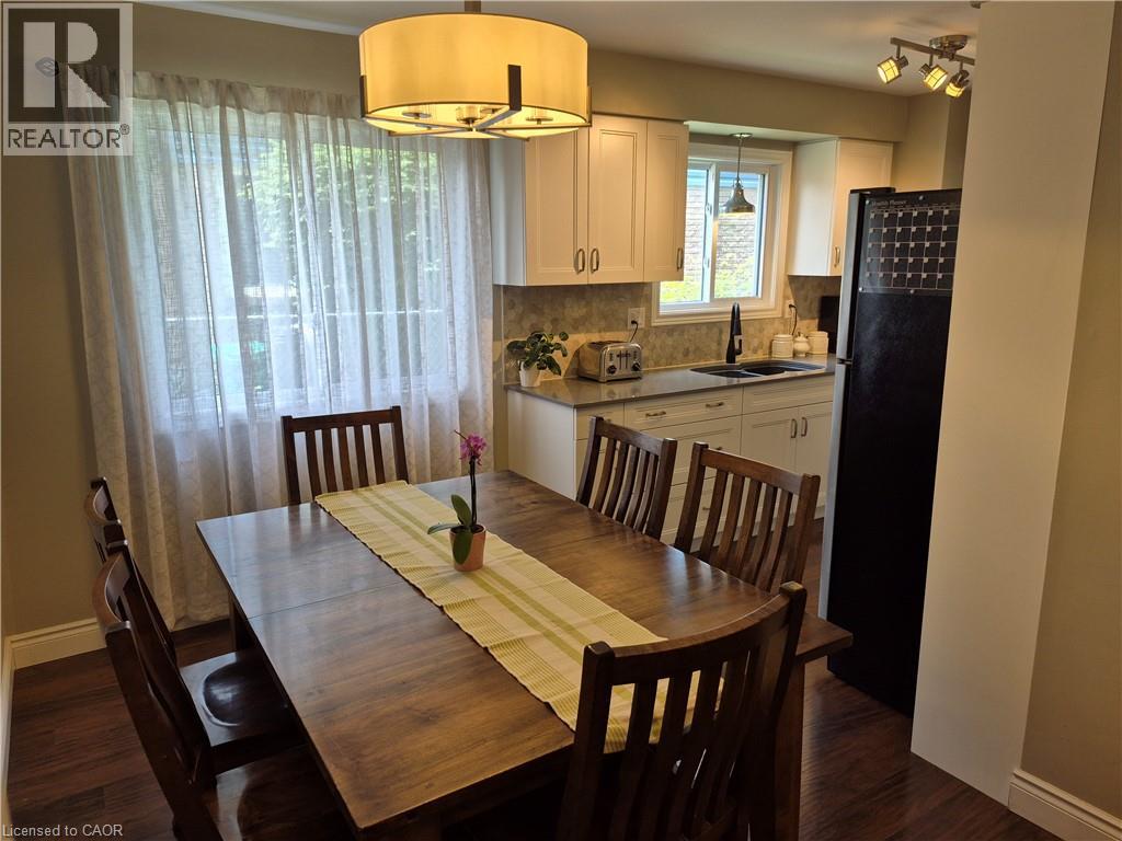 384 Pioneer Drive, Kitchener, Ontario  N2P 1K6 - Photo 3 - 40839814