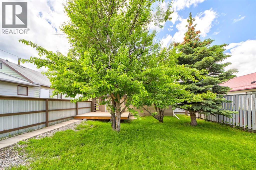 1225 84 Street, Coleman, Alberta  T0K 0M0 - Photo 32 - A2323175
