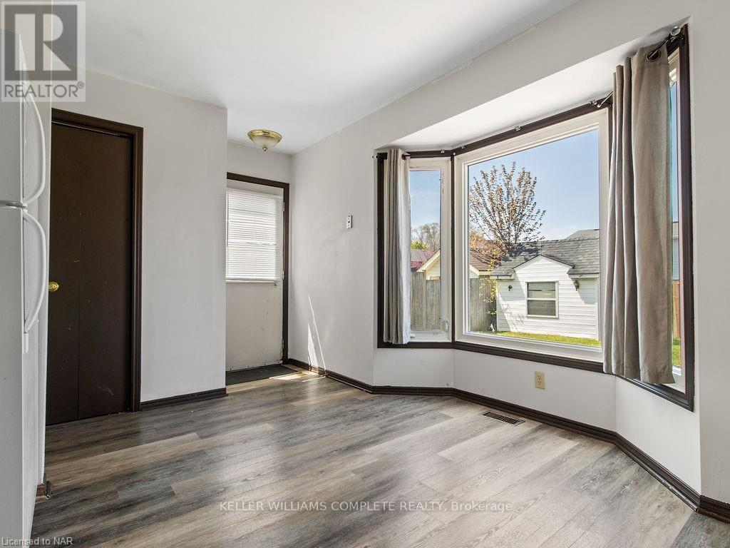 55 Poplar Crescent, Welland, Ontario  L3C 6W2 - Photo 6 - X13476538