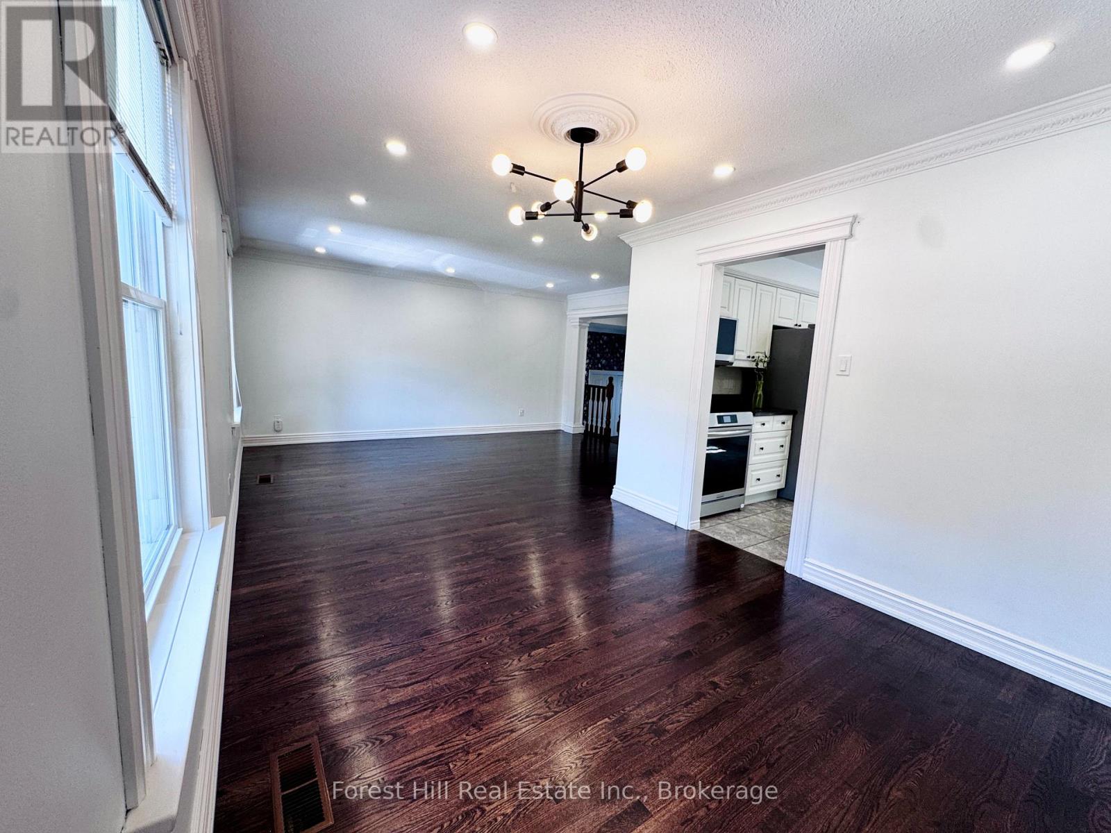 4278 Longmoor Drive, Burlington, Ontario  L7L 5A3 - Photo 11 - W13476010