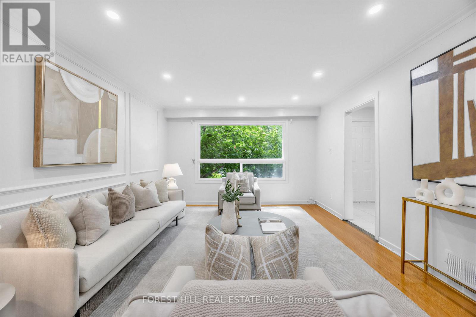 246 Grandravine Drive, Toronto, Ontario  M3N 1J3 - Photo 2 - W13473326