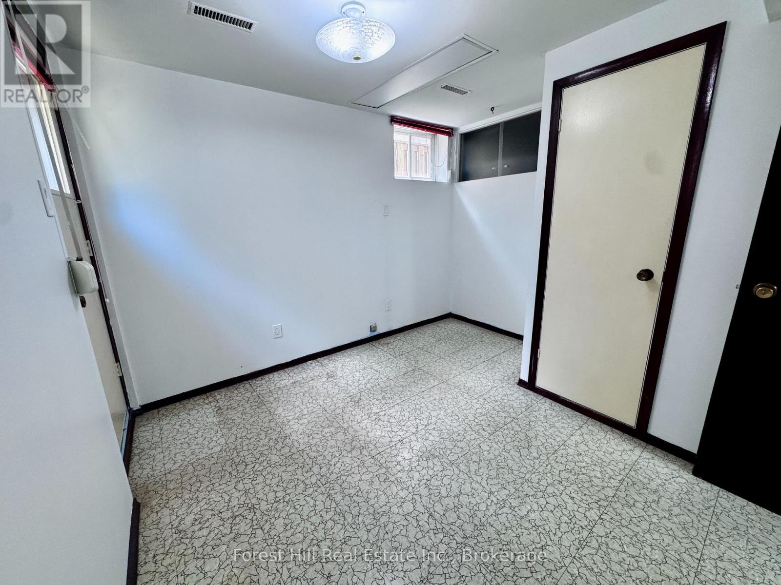 4278 Longmoor Drive, Burlington, Ontario  L7L 5A3 - Photo 26 - W13476010