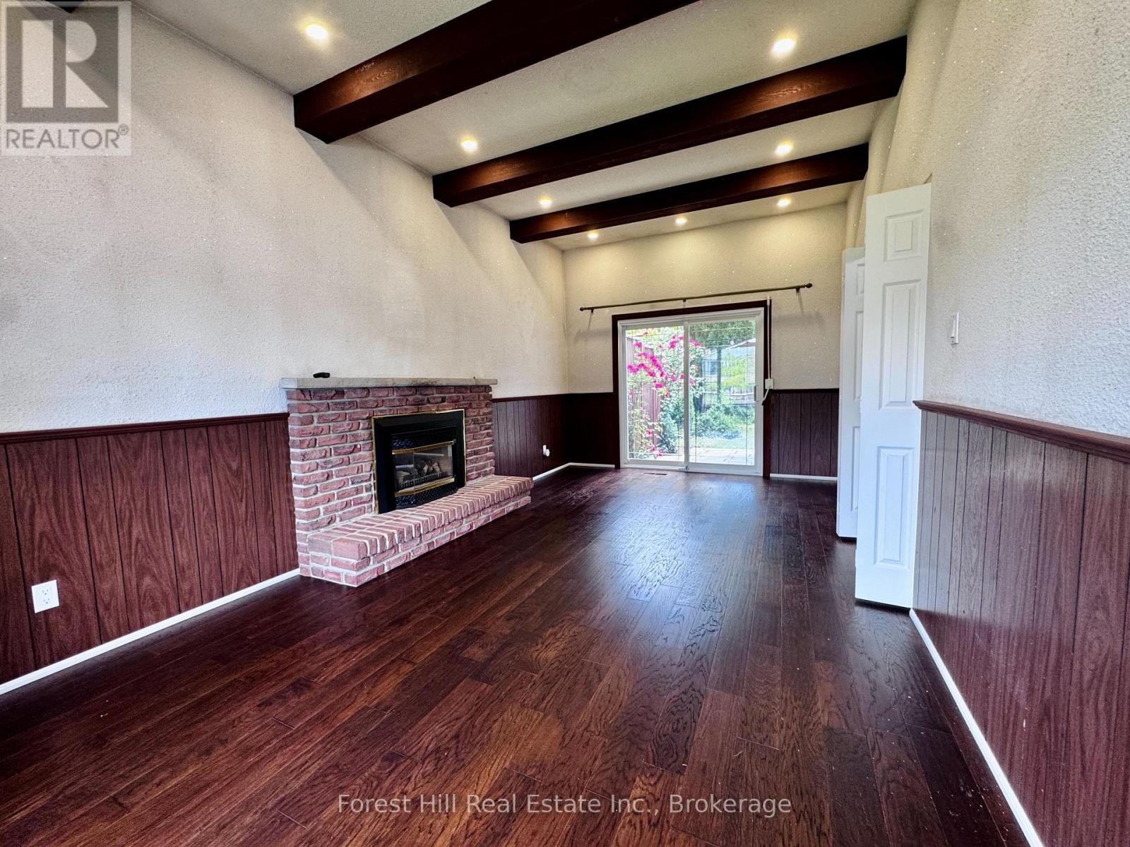 4278 Longmoor Drive, Burlington, Ontario  L7L 5A3 - Photo 4 - W13476010