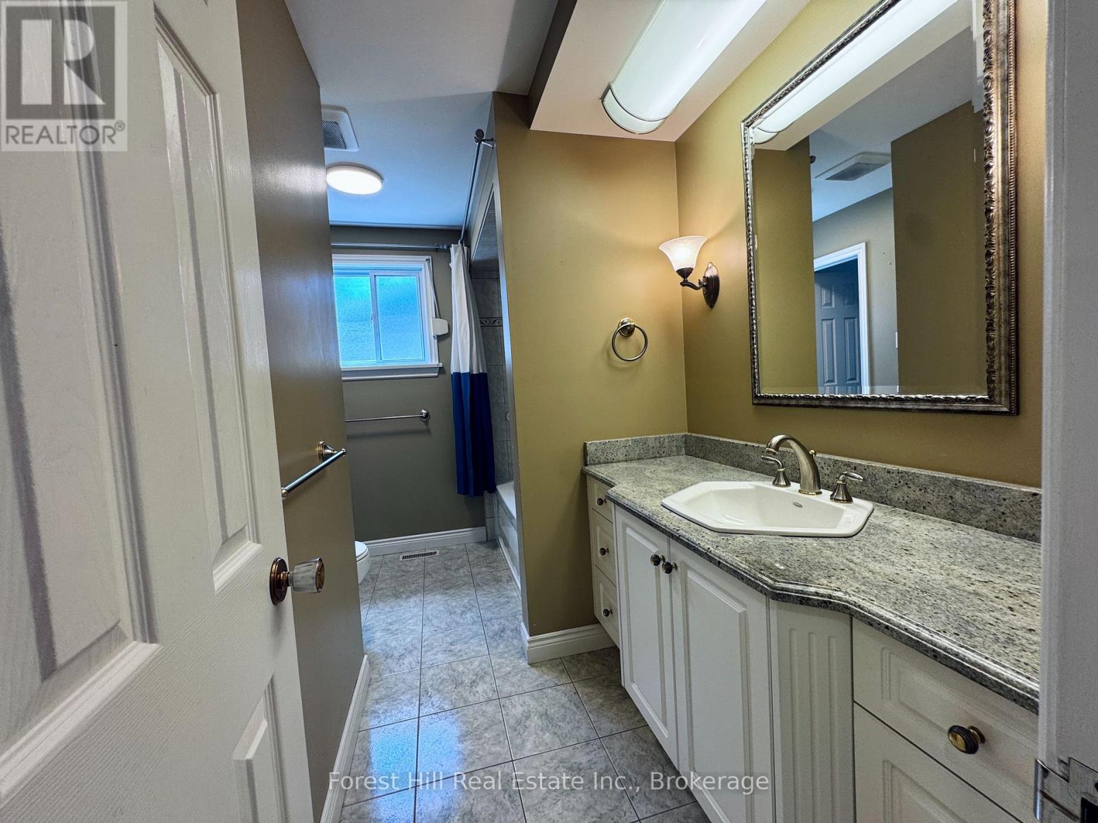 4278 Longmoor Drive, Burlington, Ontario  L7L 5A3 - Photo 21 - W13476010
