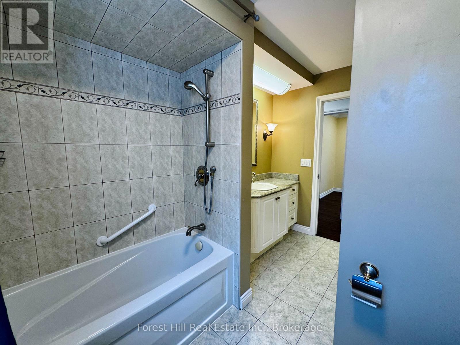 4278 Longmoor Drive, Burlington, Ontario  L7L 5A3 - Photo 23 - W13476010