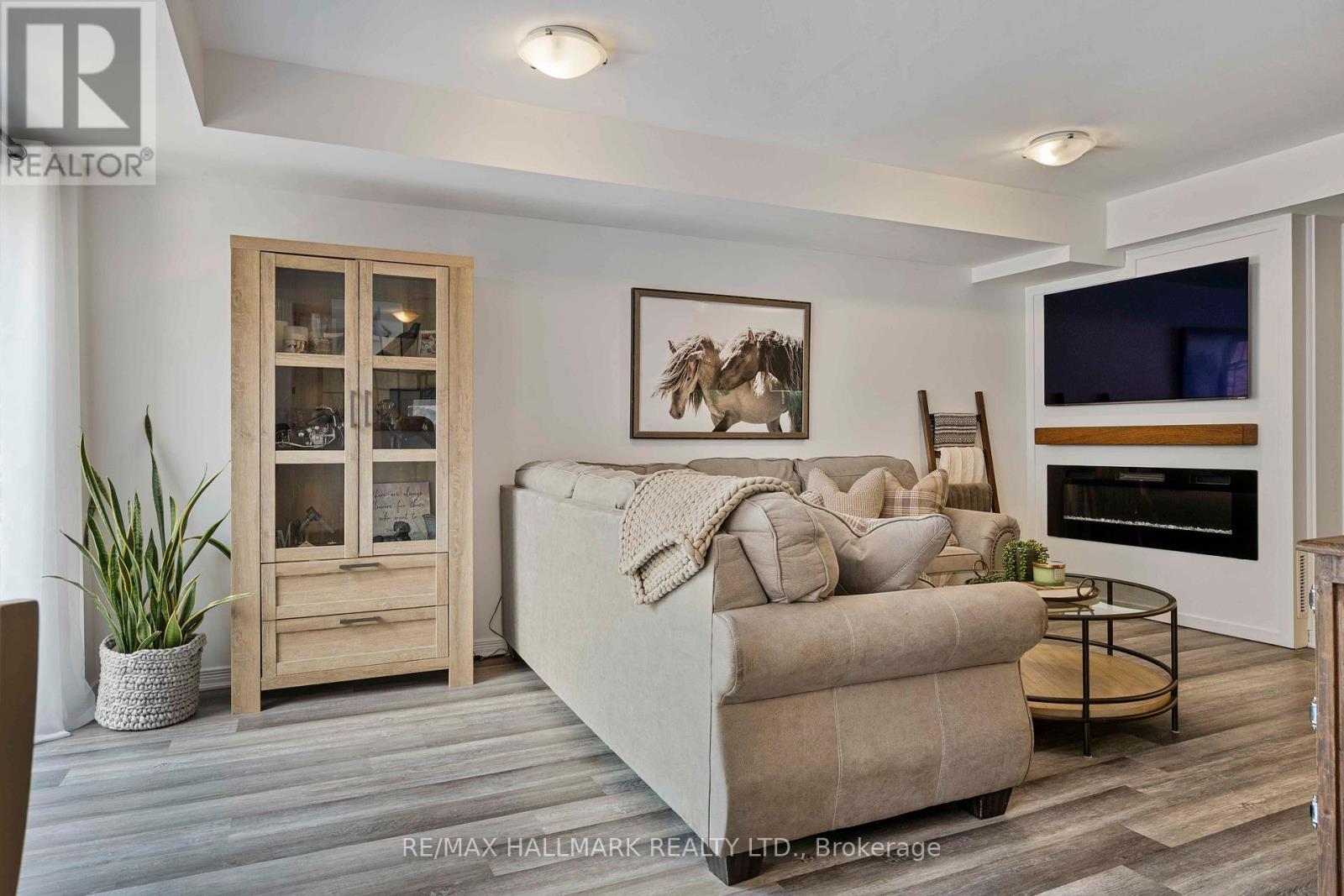 107 - 2441 Greenwich Drive, Oakville, Ontario  L6M 0S3 - Photo 4 - W13472732
