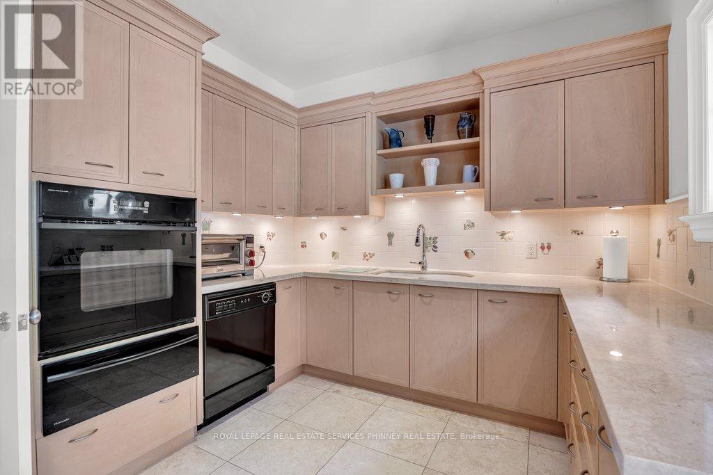 35 Brentwood Road, Oakville, Ontario  L6J 4B7 - Photo 21 - W13474492