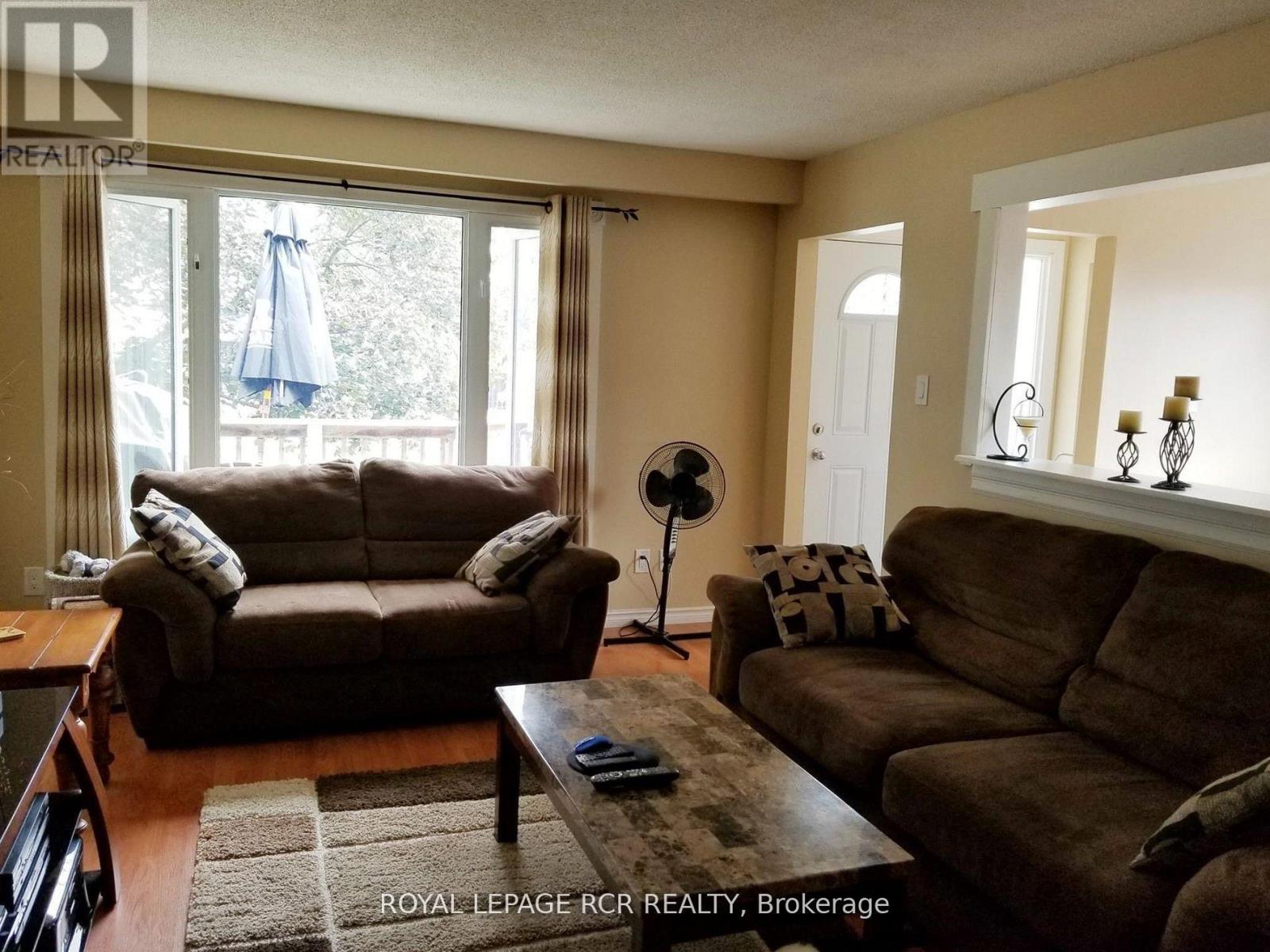 66 Burbank Crescent, Orangeville, Ontario  L9W 3E7 - Photo 2 - W13475466
