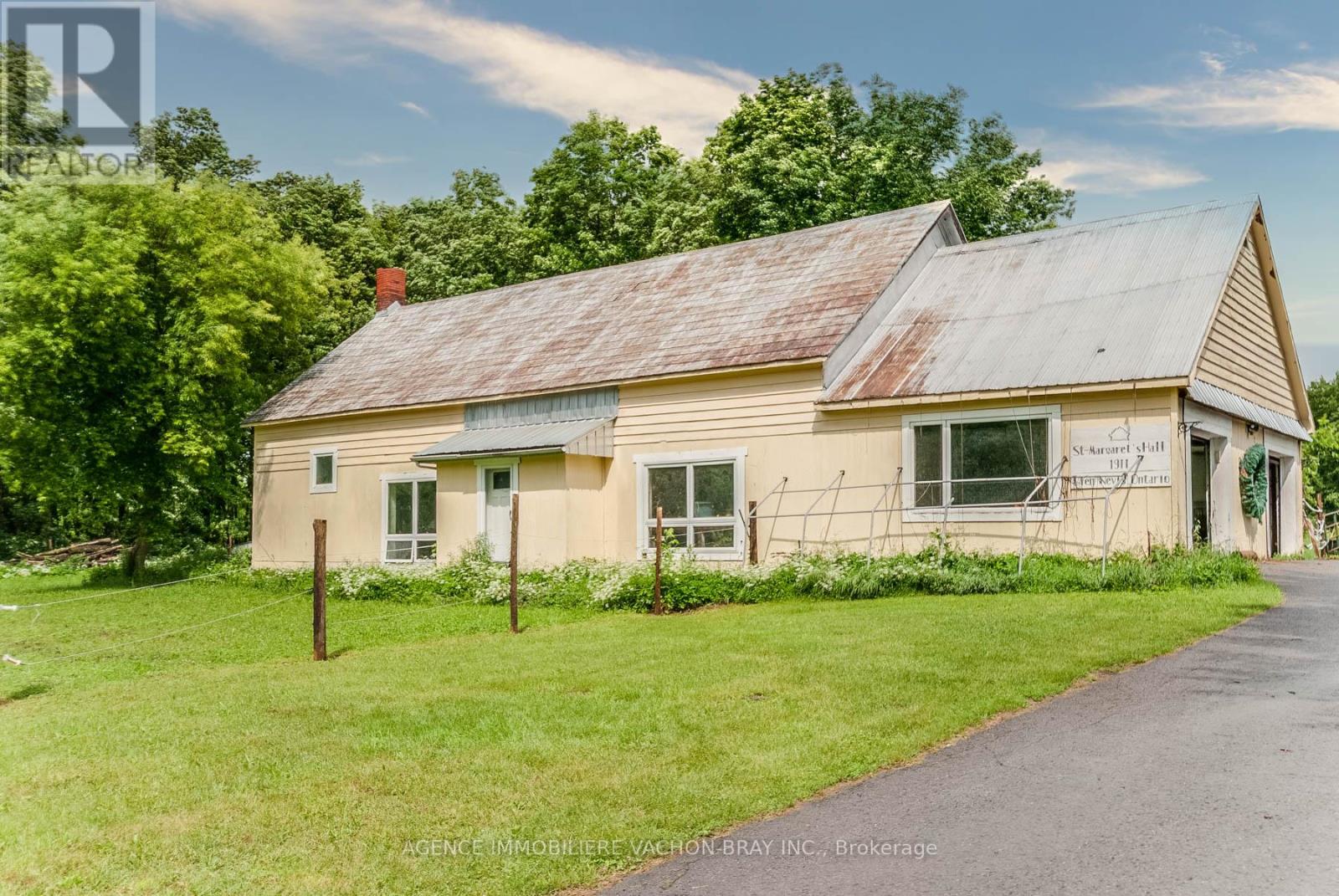 21481 Butternut Lane, South Glengarry, Ontario K0C 1Z0 - Photo 4 - X13474400